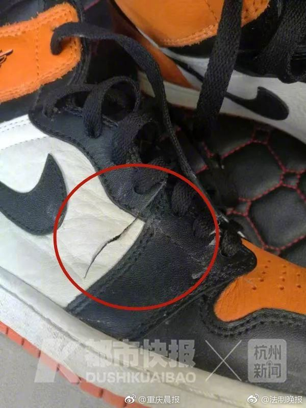 價值 3 萬的 Air Jordan 1 被爸爸摔壞，這位小弟一氣之下報警抓爸爸！