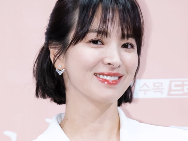 年輕妹子別再遮了,撩回家卸妝怎辦!超簡單 6 個「電眼操」,操出火辣電眼!