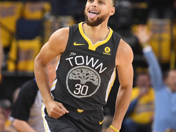 正面槓上!Curry 駁斥 O’Neal 的言論 受訪時公開反擊:「勇士能打敗當年 OK 連線的湖人!」