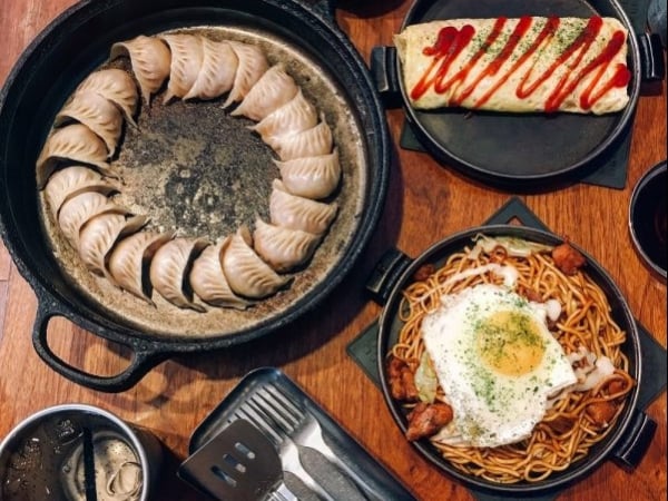 不藏私啦！2018年度桃園、新竹TOP 10美食通通端出來，鴨香飯、燒餃子、花生霜淇淋都上榜！