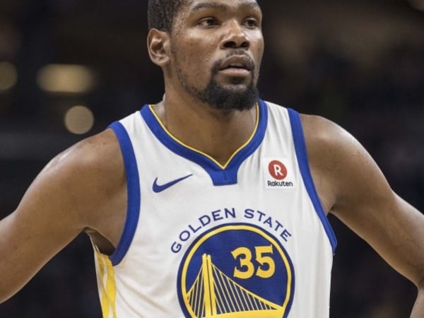 火力全開！NBA 球星 KD 正面回應酸民：「我就是要在勇士打球，我籃球又超強，你能奈我何？」