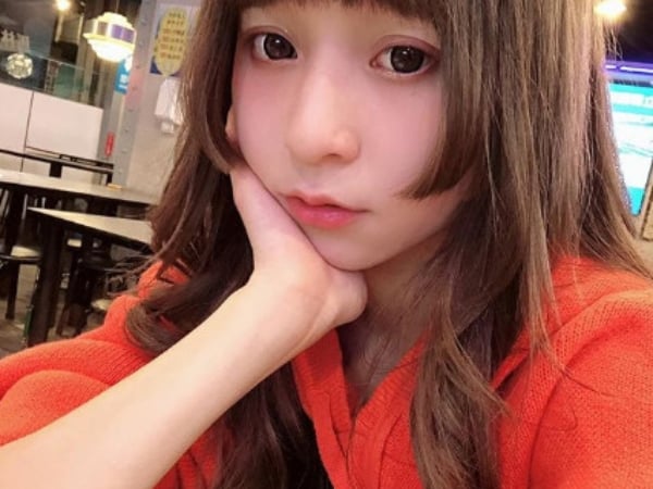 人應該要不斷地往前看！「本本」鬆口談「解約在不瘋狂」　加碼公開「全素顏」！