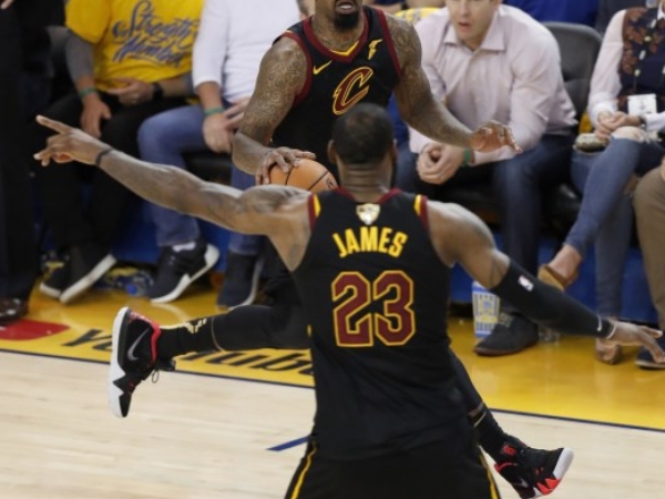 精采絕倫！回顧 2018 年 NBA 年度重大事件 Top 10　影響整個聯盟版圖的男人是...