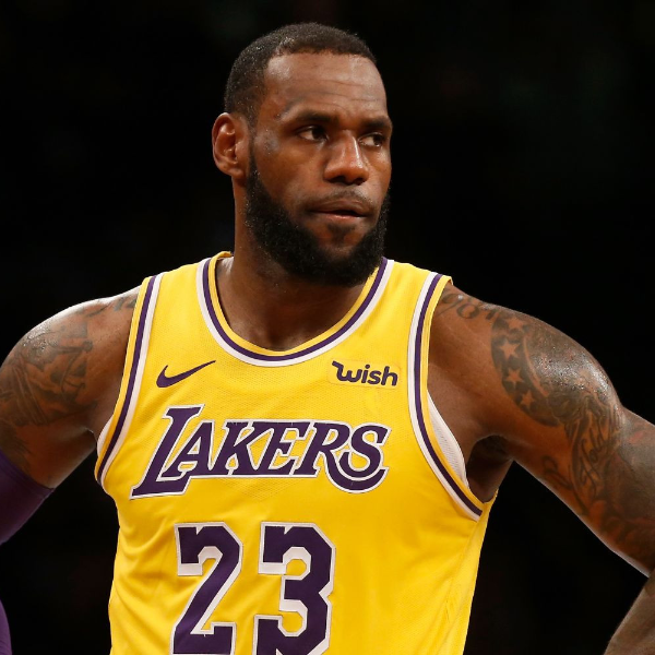 不尊重傳奇球星？詹皇自稱「史上最偉大籃球員」引發爭議　喬神：我從來都不會這樣說！