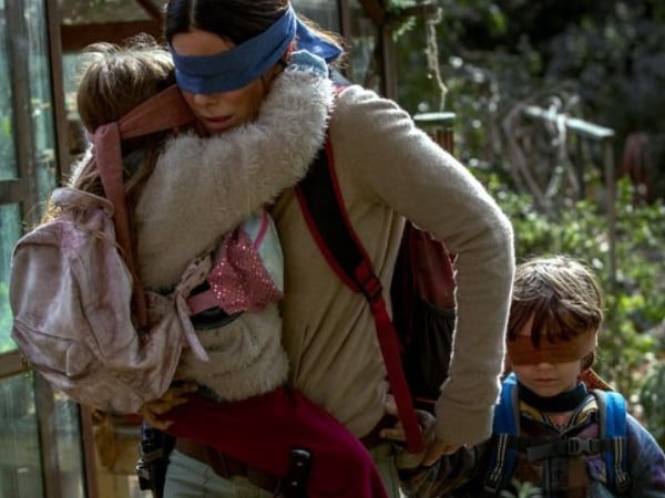 恐懼現身!Netflix 驚悚影集《蒙上你的眼》看不見的怪物原來長「這樣」,電影特殊化妝團隊公布謎底!