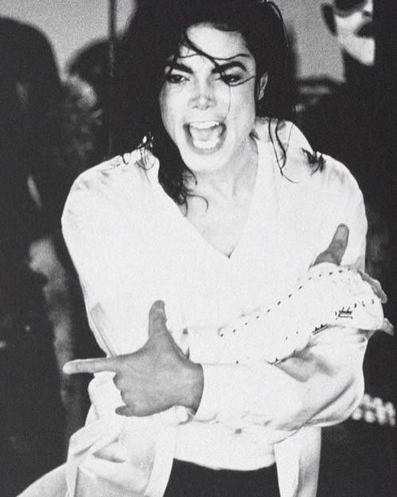  Leaving Neverland JUKSY 