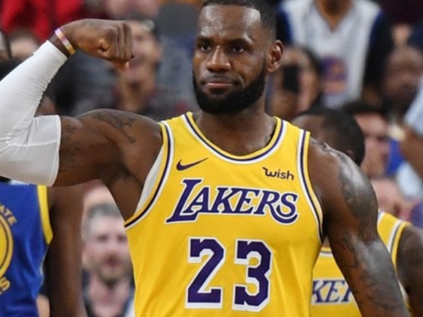 NBA 明星賽最新票數出爐！詹皇持續站穩聯盟人氣王　超級新秀 Doncic 票數超越 Curry！