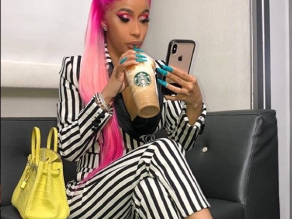 當脫衣舞孃很可恥？Cardi B「別人都想要我說謊，但這份工作真的拯救了我」！