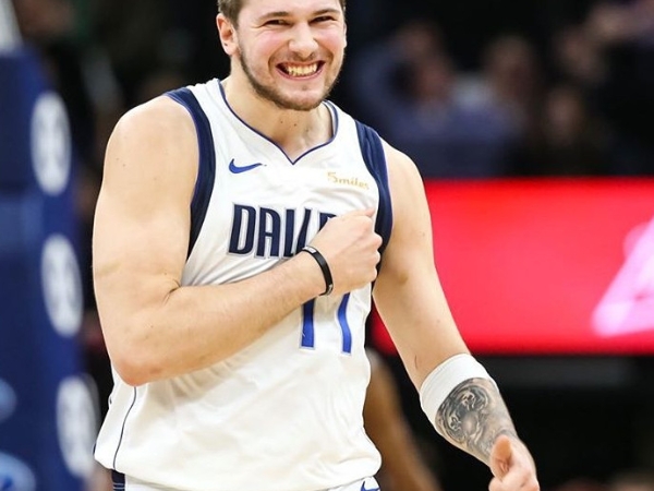 Luka Doncic 決勝節再開無雙!神砍7分助球隊屠狼 並達成詹皇 04 年的「這項紀錄」
