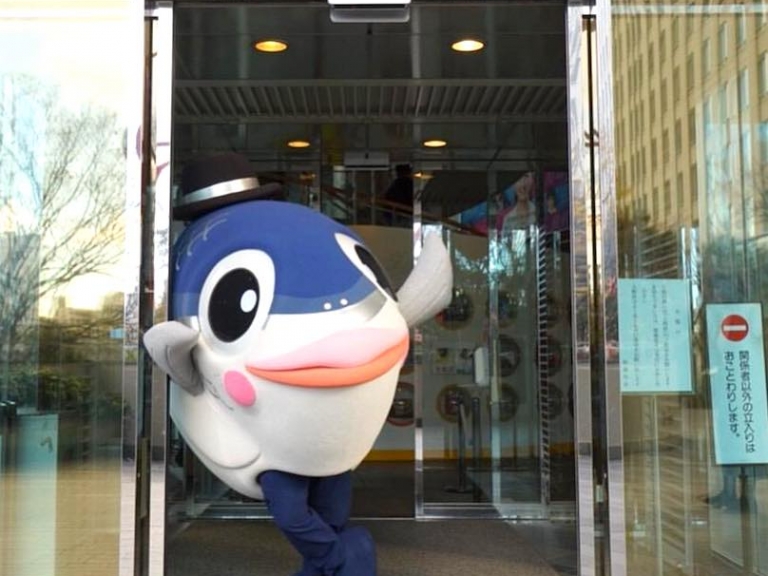 登日本電視！台南吉祥物「魚頭君」在國外出道　遊日景點成另類觀光大使！