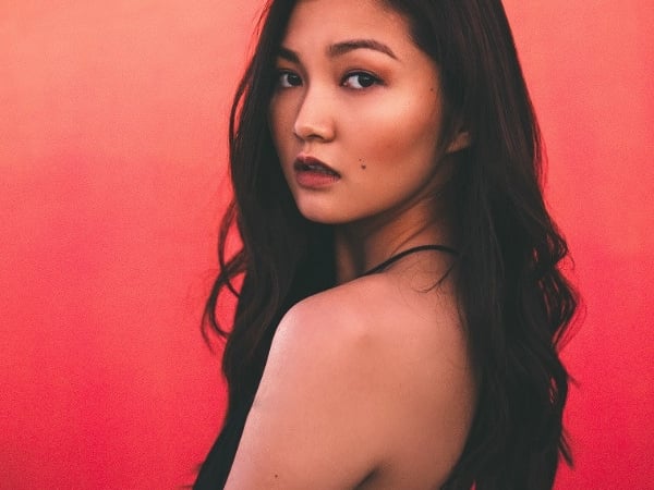 【野生抓正妹❤】23 歲翹臀混血性感女教師 反差萌 1 秒變諧星 興趣「把人逗到笑出尿」