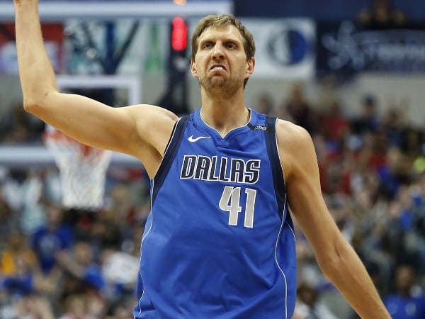 球迷要哭！Dirk Nowitzki 受邀參加 NBA 三分球大賽　網友集體喊聲：我也要看 Vince Carter 灌籃！