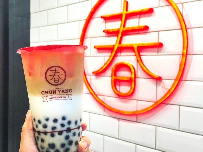 到底有多好喝？港人瘋狂排隊的 4 間「台灣手搖飲」大特蒐　迷客夏竟推出「香港限定」口味！