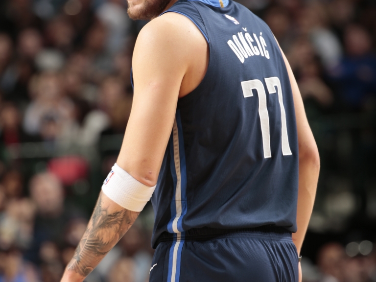這 19 歲少年真狂！Luka Doncic 35 分大三元 NBA 史上第一年輕　還創下多項罕見紀錄！