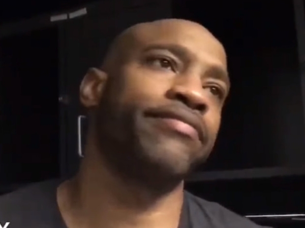 黃金世代的傲氣!Vince Carter 談NBA 聯盟抱腿奪冠生態:「這麼做會讓我覺得生不如死」