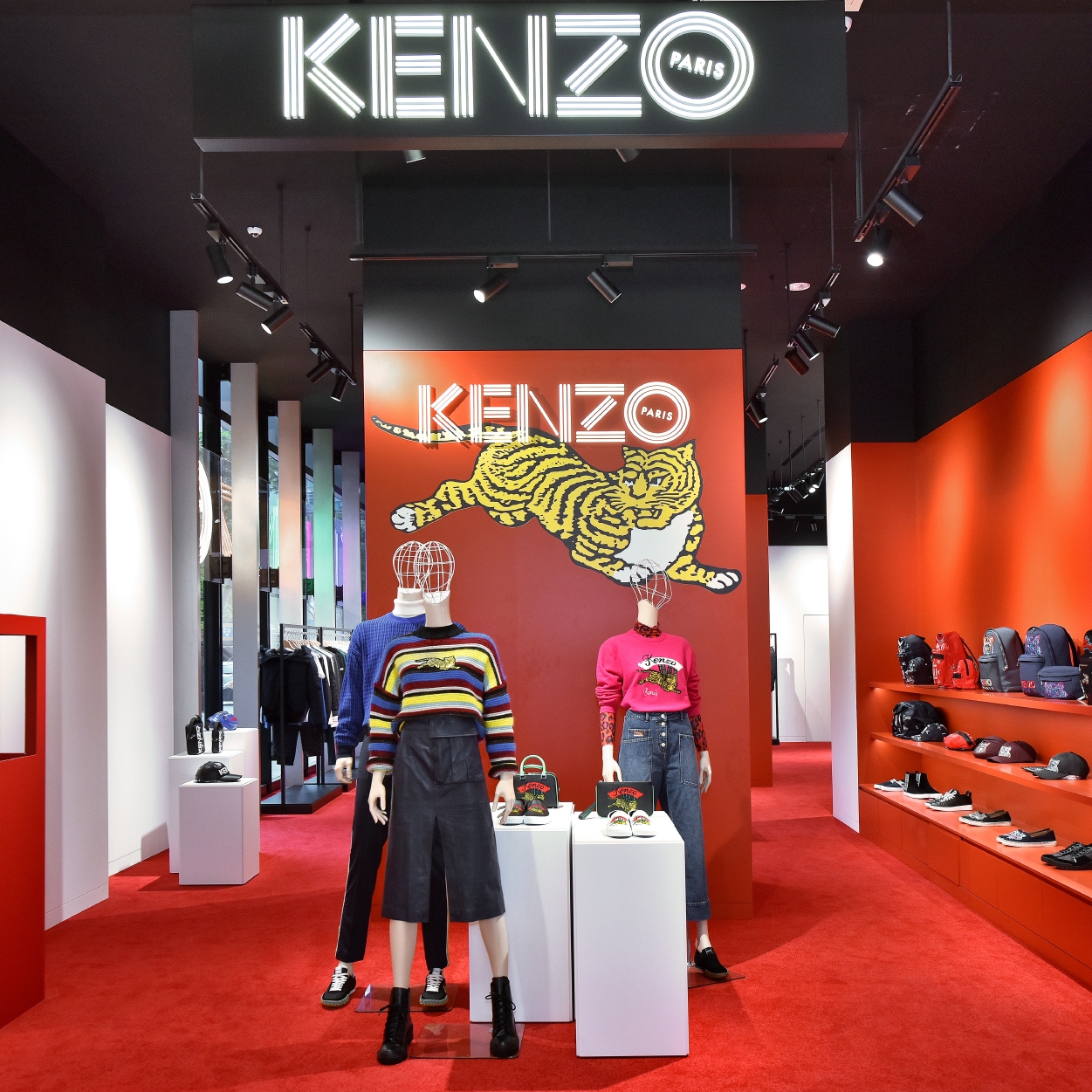 號召時尚迷！微風南山最「紅」在這裡， KENZO 新年、情人節限量系列霸氣釋出！