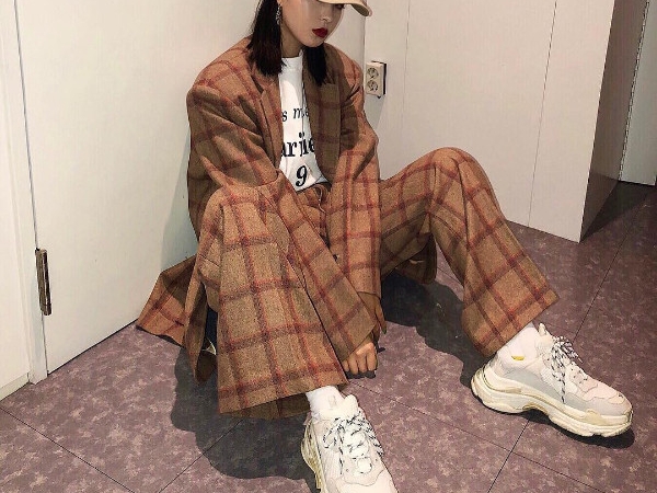 格子褲過時？那是你不會搭！來看蔡依林與 KOL 們怎麼把這「萬年不敗單品」搭出時髦感！
