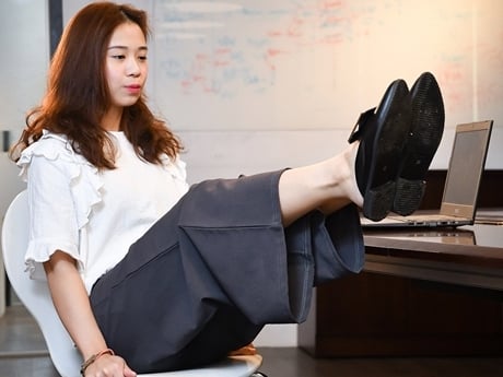 如何恢復美好曲線？告訴你 3 個辦公室也能做的瘦身操