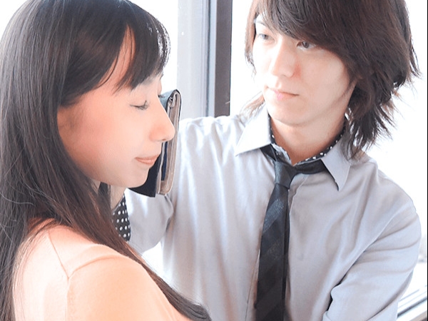 日本推出「超級帥哥」到府幫你擦眼淚服務！特級療癒抒壓效果滿滿     讓妳不用再靠瘋狂購物釋放壓力啦！