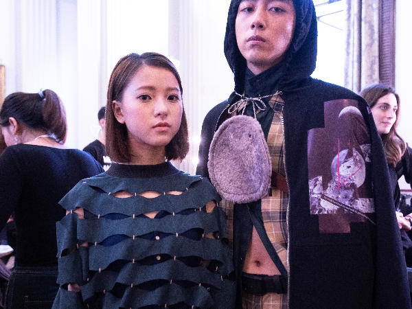 時尚新訊|JOLIN WU 攜蔡凡熙跨界挑戰 長腿走上倫敦時裝週