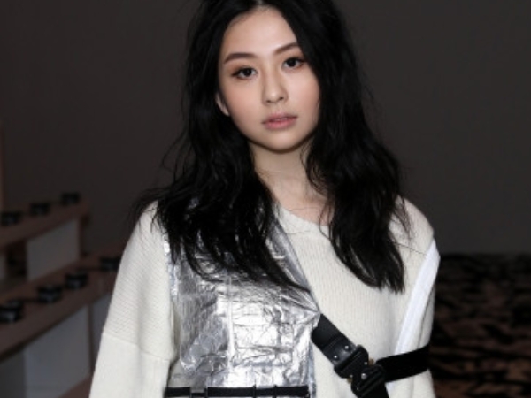 最美星二代！邱淑貞女兒「沈月」前進倫敦時裝週，演繹 izzue 2019 全新秋冬系列