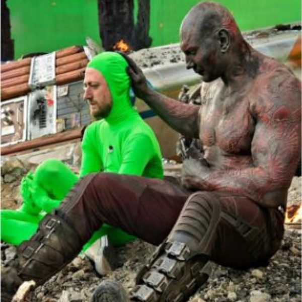 劇組憑空創造一條運河！《復仇者聯盟 3》好萊塢大片特效拍法　酷炫鏡頭的真實片場讓你想不到⋯