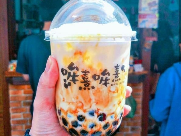 手搖界霸王是他？ 2018 年度大家都在喝的 10 大手搖飲料　你喝過了沒？