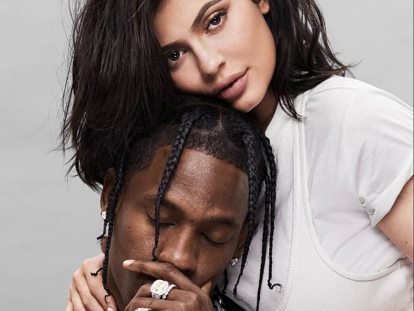 卡戴珊家族「八點檔」醜聞事件持續發酵!?饒舌歌手 Travis Scott 無預警刪除 IG 帳戶!