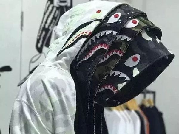 或許我們都得接受，潮牌也會〝過時〞
