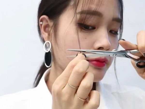 韓妞最愛的「胎毛瀏海」超簡單！只要 3 步驟在家就能輕鬆剪出超萌髮型