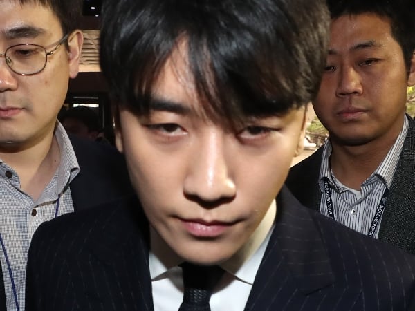有人要 GG 了？南韓總統文在寅下令徹查「勝利夜店門」等 3 大事件！