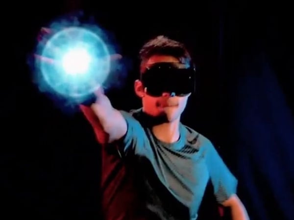 日本 AR 版躲避球 HADO 結合未來科技之運動