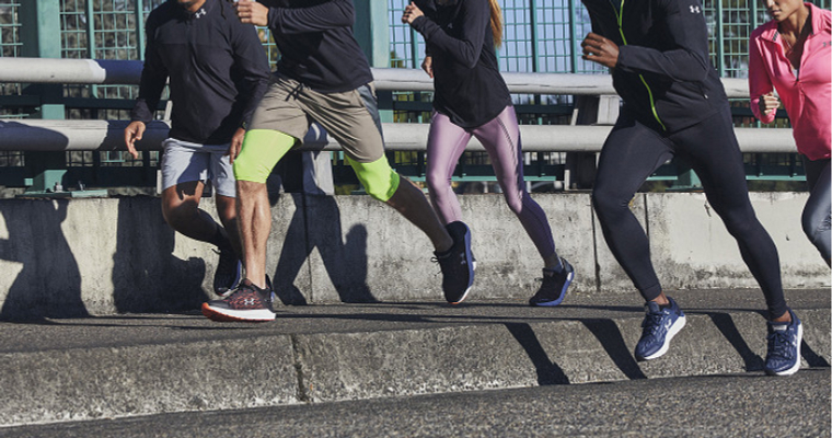 under armour men's charged rogue running shoes