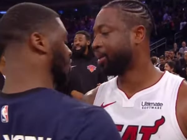 好尷尬!尼克小將賽後要求 Wade 交換球衣被連續打槍 2 次:「拍謝我已經打算要送給別人了」
