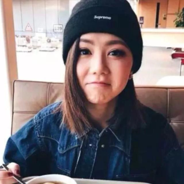 鄧紫棋新 YOUTUBE 開張！第一支影片就「合體男友做這件事」！網友：「我螢幕怎麼都白的？」