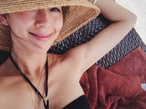 隋棠上班辣曬腹肌！網驚：這肚子不科學