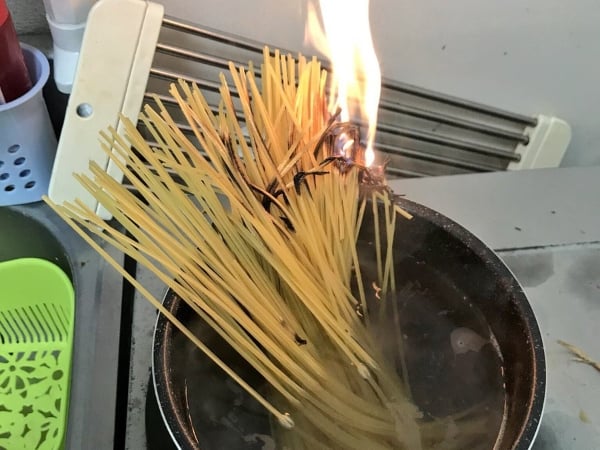 超乎想像的爆笑！日本網友比拚「黑暗料理大賽」　你的差勁廚藝也不會輸嗎？