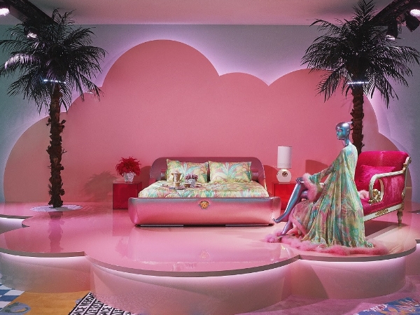 來我家避暑！Versace Home 2019 全新系列，直接把海邊風格搬進來！