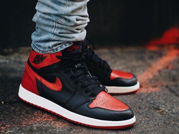 選擇性障礙發作！Air Jordan 1 黑紅和 YEEZY 350 黑魂將會成為下半年最火的鞋款？