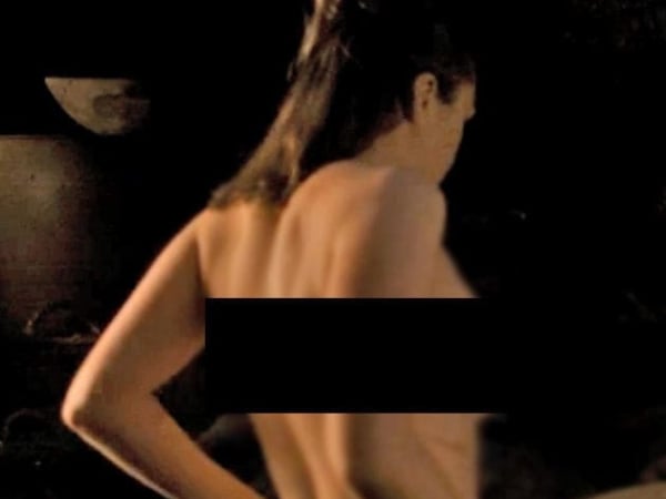 《權力遊戲》第 8 季驚天性愛情節　她看到劇本第一反應「不可能啦，肯定是劇組在惡作劇」！