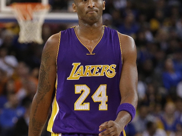 詹皇其實是左撇子、Kobe 沒你想像中愛自幹！這 30 個「NBA 冷知識」你知道幾個？