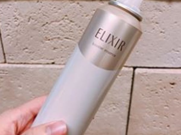 一抹即亮！夯到不行的碳酸泡泡縮時保養法～ 怡麗絲爾 彈潤前導慕絲