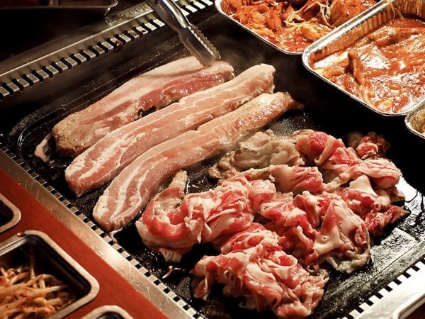 【韓國自由行2019】弘大食買玩攻略｜必去文青市集、獨立小店、韓藥健康足浴