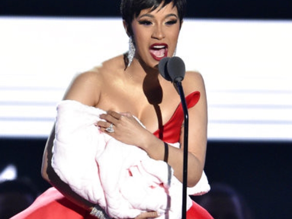 來戰星座!Cardi B 直言「女兒偏偏是巨蟹座讓我好焦慮」 點出這些缺點引網友瘋狂論戰!