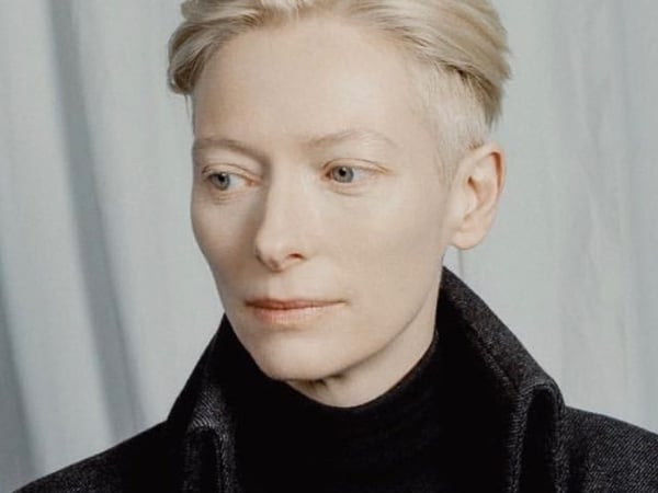 光頭最正的女星：60 歲的古一大師！回顧她各時期的美「快被她的空靈給吸進去了！」
