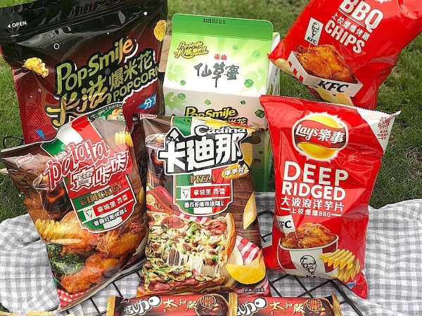零食控快搶食！ 7-ELEVEN 推出「7 大名店零食聯名活動」　網友：麻辣口味的 77 乳加好獵奇⋯