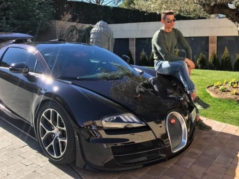 特搜「C 羅」Cristiano Ronaldo 超跑收藏 Top 10,法拉利、Bugatti 根本移動式帝寶豪宅!