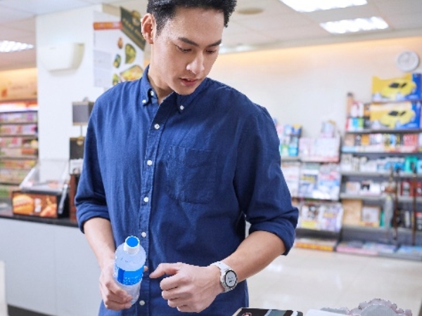 手錶也可以逼逼了!Garmin 全新 vivolife 推出通勤、消費最速 pay 的智慧腕錶!