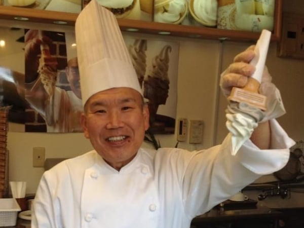 日本京都京豆庵「反地心引力霜淇淋」！360 度狂甩都不會掉、宇治抹茶＋豆腐霜淇淋