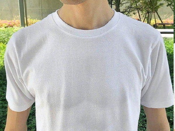 假裝自己有腹肌!日本「壯男肌肉和大胸女孩」視覺效果 T 恤 懶得運動的你值得擁有!